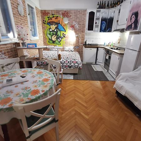 Street Art Suite Zagreb Buitenkant foto